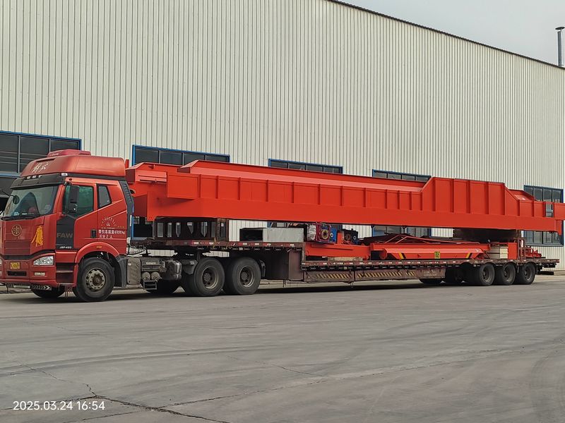 通用橋式起重機(jī) QDXX32/5t—19.5m 電動(dòng)單梁橋式起重機(jī) 2臺(tái) LD10t—16.5m 制作完成，發(fā)往河北石家莊交付客戶使用。