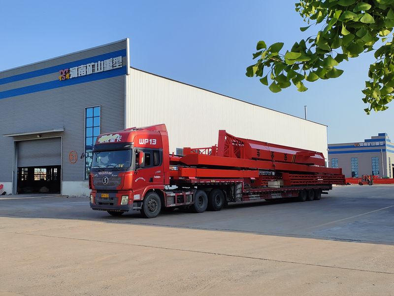 電動(dòng)葫蘆門式起重機(jī) 2臺(tái) MHxh10t—25m 外懸5/5m MHxh5t—23m 外懸4.5/4.5m 制作完成，發(fā)往青海交付客戶使用